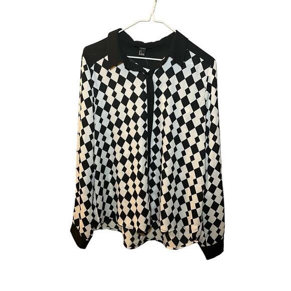 Forever 21 Button-Up Shirt Women's L Black/White Geometric Collared Long Sleeve - Picture 1 of 5